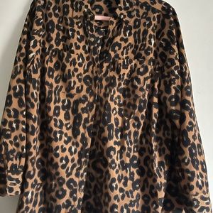 Talbots Women’s cheetah/leopard print camp shirt 1X